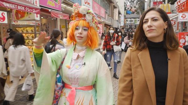 محله هاراجوکو ژاپن؛ سبک های مختلف لباس با رنگ آمیزی وتزئینات منحصربفرد