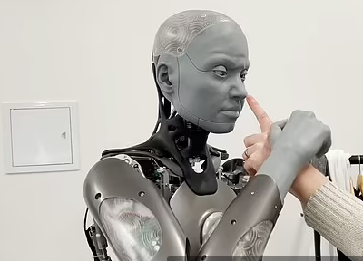 کلیپ دیدنی از پیشرفته ترین ربات انسان نما،درخواست برای خرید امتیاز چهره انسانی