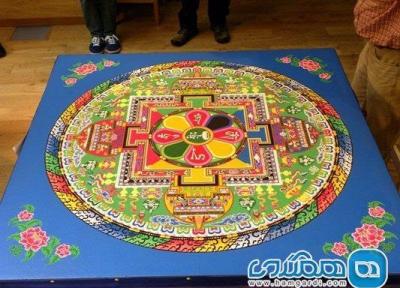 ماندالای ماسه ای ، هنر تبتی نقاشی های پیچیده بر روی ماسه ها